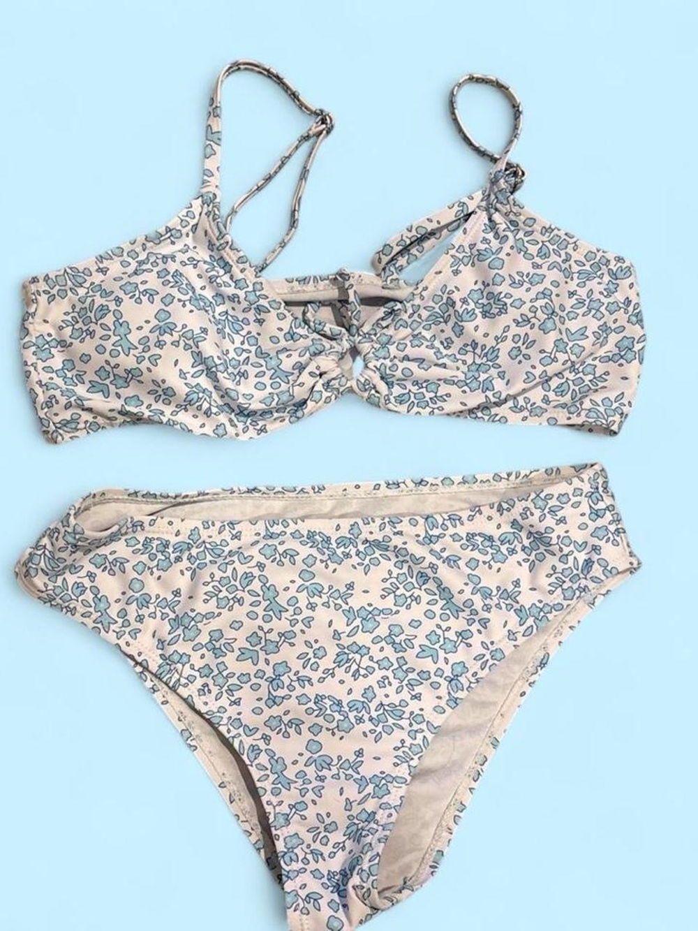 Floral Two-Piece Bikini Set in White and Blue